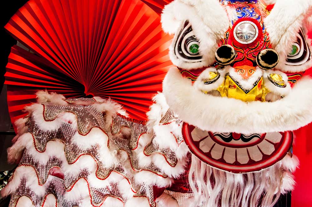 The differences between Dragon Dancing and Lion Dancing